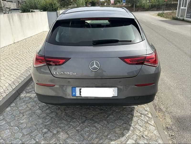 Usado Mercedes CLA180 115 HP (84 kW) 2020 Sedan
