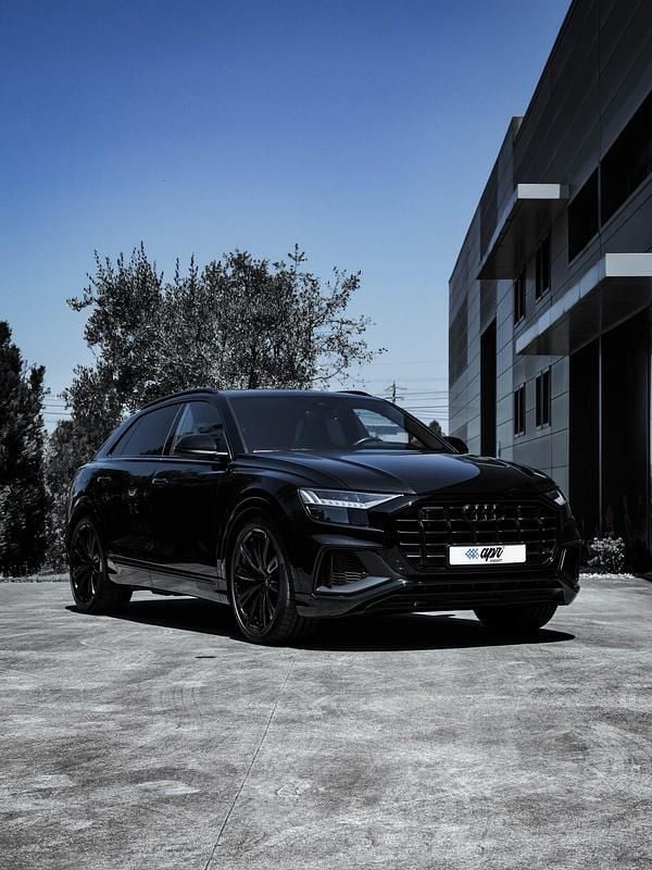 Preto Usado 2023 Audi Q7 S-Line SUV | € 146.800 - Imagem 1/4