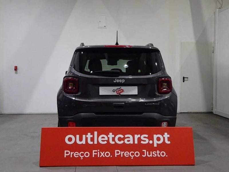 Usado Jeep Renegade Limited 120 HP (88 kW) 2019 Cinzento escuro SUV