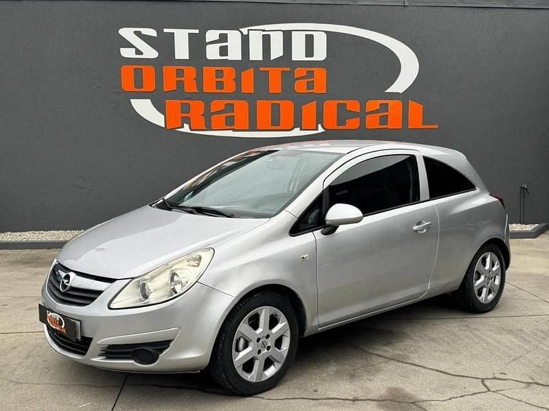Cinzento Usado 2008 Opel Corsa | € 3.750 (Preço justo) - Imagem 1/4