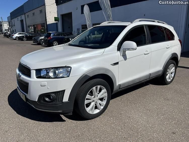 Branco Usado 2013 Chevrolet Captiva SUV | € 8.950 - Imagem 1/1