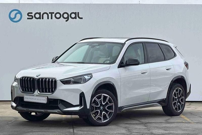 Branco Usado 2024 BMW X1 xLine SUV | € 39.900 - Imagem 1/4