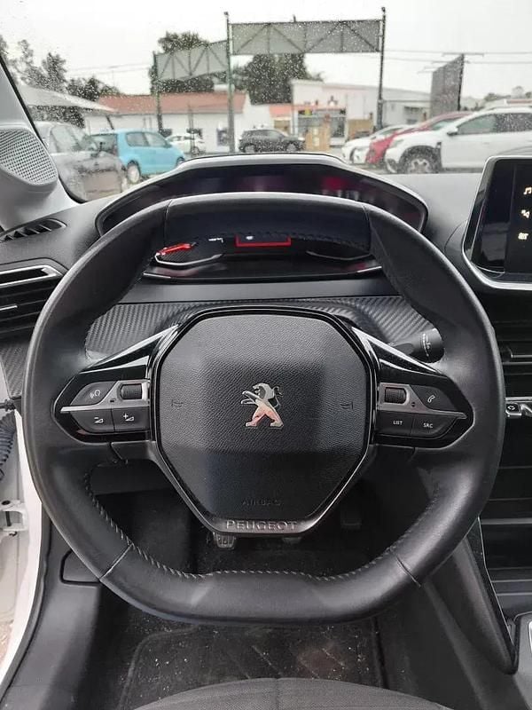 Usado Peugeot 208 75 HP (55 kW) 2022 Branco Citadino