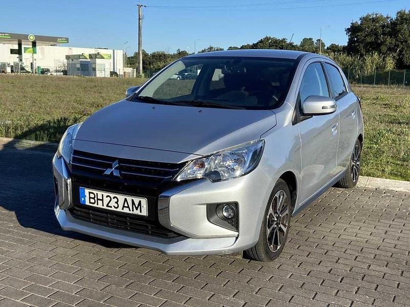 Usado Mitsubishi Space Star Edition 71 HP (52 kW) 2024 Cinza