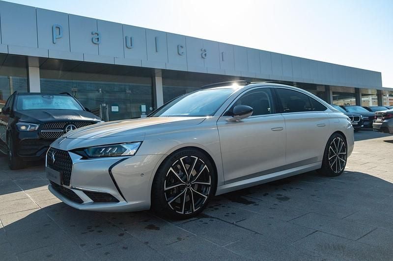 Cinza Novo 2025 DS Automobiles DS9 Opera Sedan | € 48.500 - Imagem 1/4