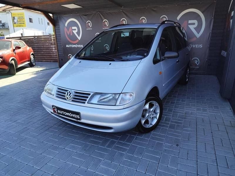 Cinza Usado 2000 VW Sharan Monovolume | € 4.900 - Imagem 1/2