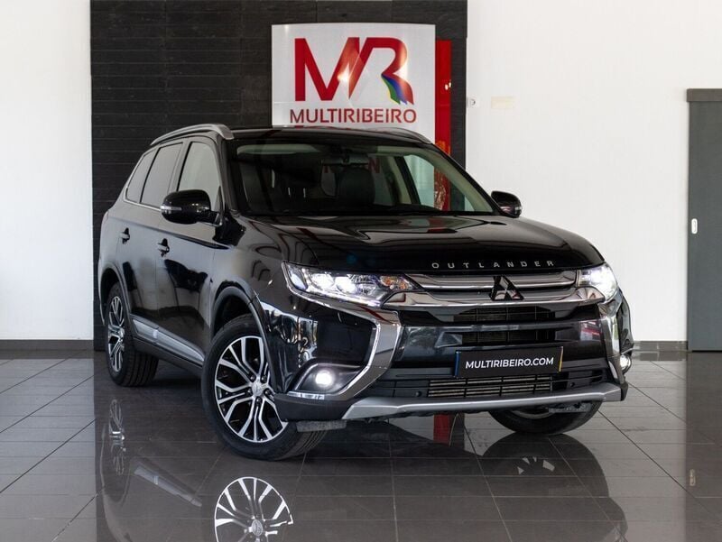 Preto Usado 2018 Mitsubishi Outlander Instyle SUV | € 21.750 (Preço justo) - Imagem 1/4