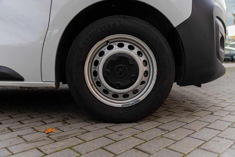 Usado Opel Vivaro 90 HP (66 kW) 2023 Branco Monovolume