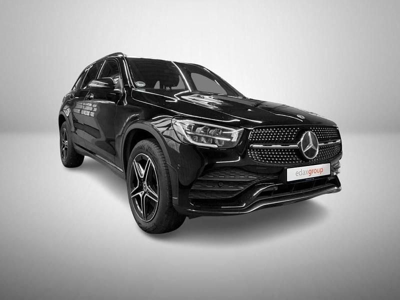 Preto Usado 2022 Mercedes GLC300 SUV | € 43.990 (Preço justo) - Imagem 1/4