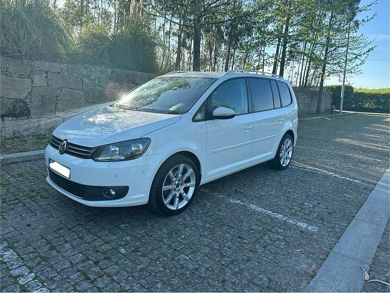 Usado 2015 VW Touran Monovolume | € 14.500 - Imagem 1/4