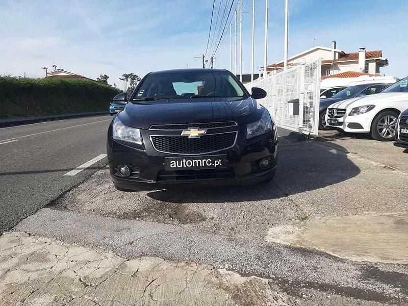 Usado Chevrolet Cruze LTZ 130 HP (95 kW) 2012 Preto Sedan