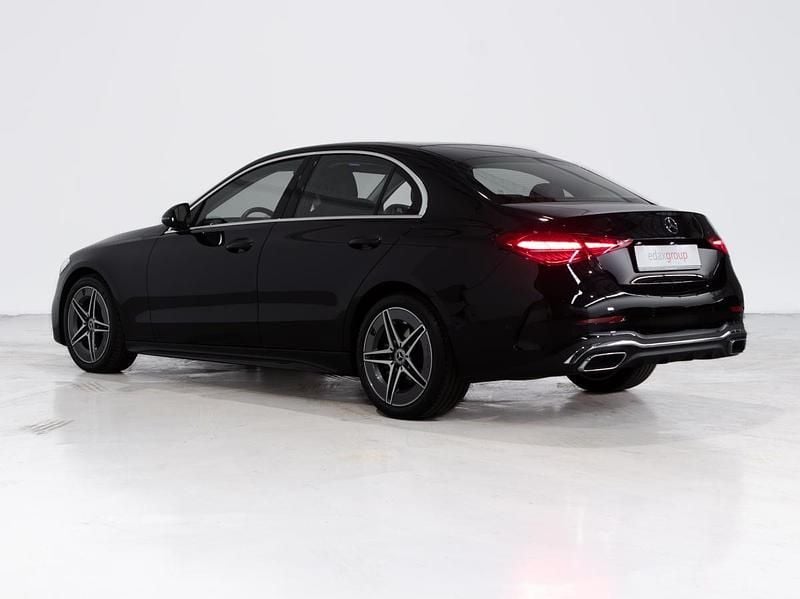 Usado Mercedes C180 Advanced 170 HP (125 kW) 2024 Preto Sedan