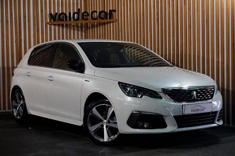 Branco Usado 2018 Peugeot 308 GT-line | € 13.750 (Bom preço) - Imagem 1/4