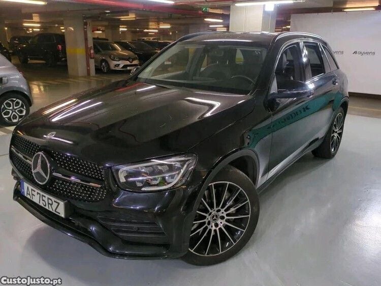 Preto Usado 2021 Mercedes GLC300e SUV | € 43.900 (Preço justo) - Imagem 1/1