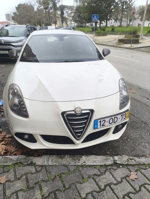 Usado 2013 Alfa Romeo Giulietta Veloce Sedan | € 8.750 - Imagem 1/4