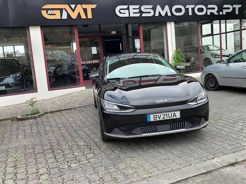 Usado Kia EV6 168 kW (229 HP) 2024 Preto SUV