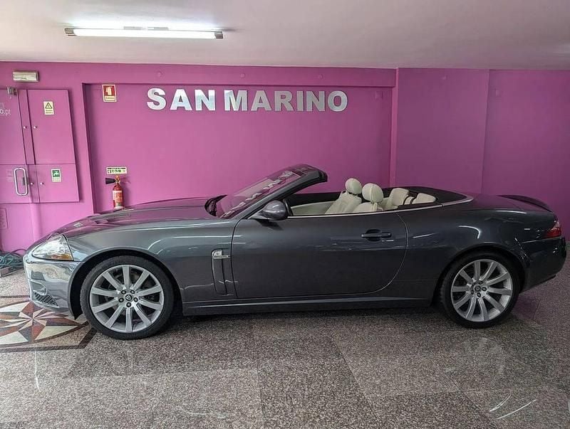 Usado Jaguar XK 298 HP (219 kW) 2007 Cinza Cabrios
