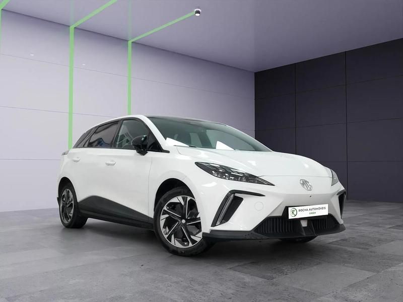 Usado MG MG4 EV 125 kW (170 HP) 2024 Branco Citadino