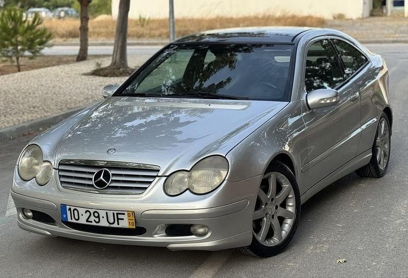 Usado 2001 Mercedes C220 | € 5.250 (Preço justo) - Imagem 1/4