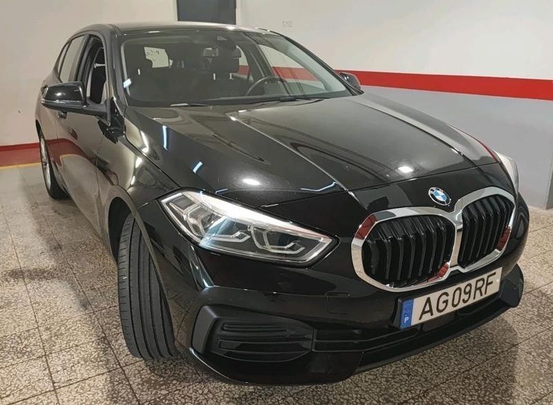 Preto Usado 2021 BMW 116 Citadino | € 20.599 (Bom preço) - Imagem 1/4