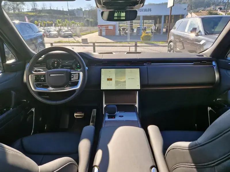 Usado Land Rover Range Rover SE 460 HP (338 kW) 2025 Preto SUV