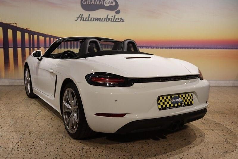 Usado Porsche 718 300 HP (220 kW) 2023 Branco Cabrios