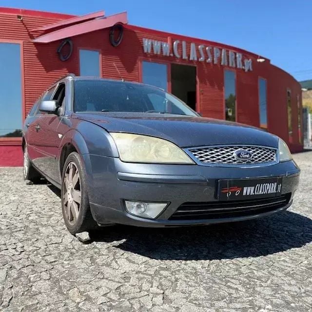 Cinzento Usado 2004 Ford Mondeo Ghia Carrinha | € 2.500 (Preço justo) - Imagem 1/4