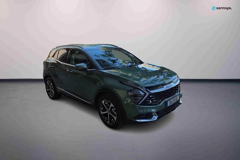 Verde Usado 2025 Kia Sportage SUV | € 44.490 - Imagem 1/4