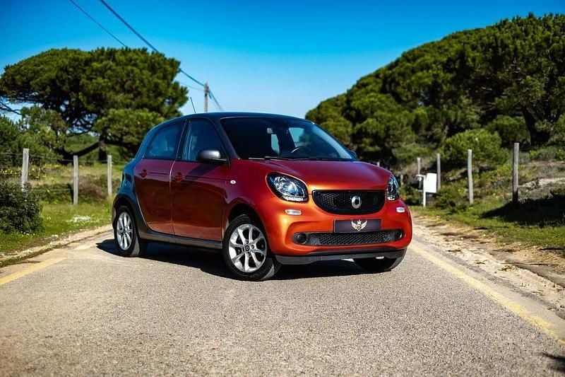 Usado Smart ForFour Prime 71 HP (52 kW) 2018 Vermelho Citadino