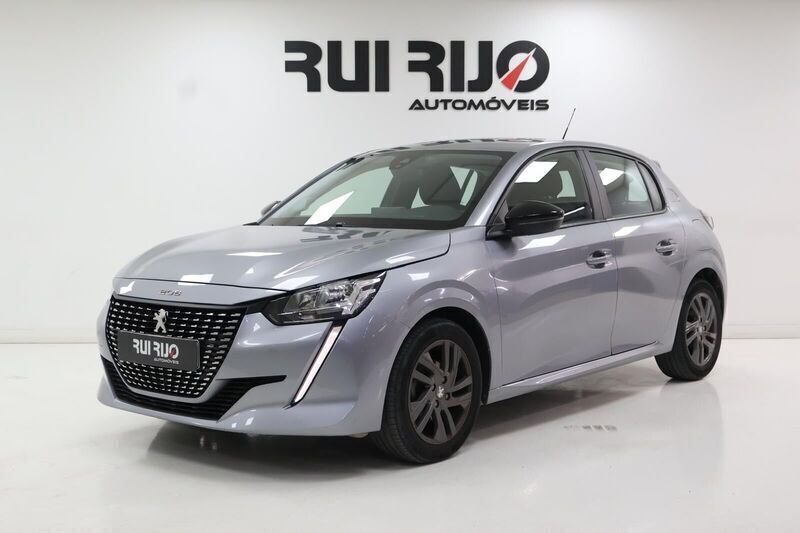 Cinzento Usado 2022 Peugeot 208 Active Citadino | € 14.900 (Bom preço) - Imagem 1/4