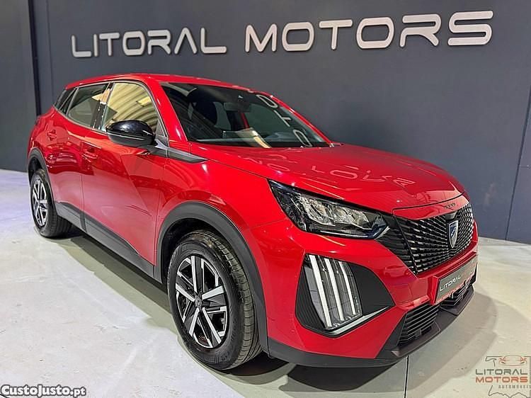 Vermelho Usado 2024 Peugeot 2008 Style SUV | € 19.900 (Preço justo) - Imagem 1/1