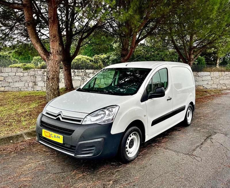 Branco Usado 2018 Citroën Berlingo | € 12.000 (Preço justo) - Imagem 1/4