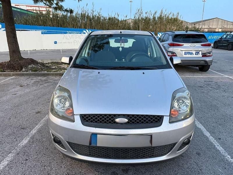 Usado Ford Fiesta 75 HP (55 kW) 2006 Citadino