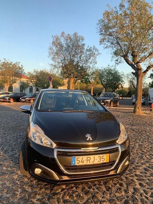 Usado 2016 Peugeot 208 Citadino | € 6.500 (Bom preço) - Imagem 1/4