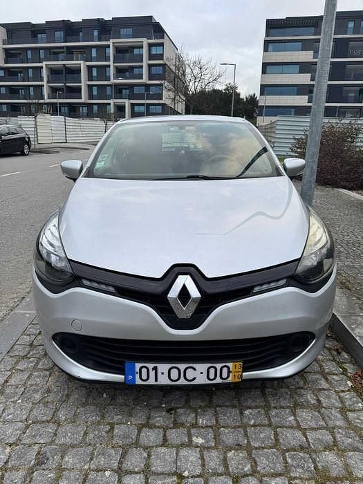 Usado Renault Clio IV 90 HP (66 kW) 2013 Sedan