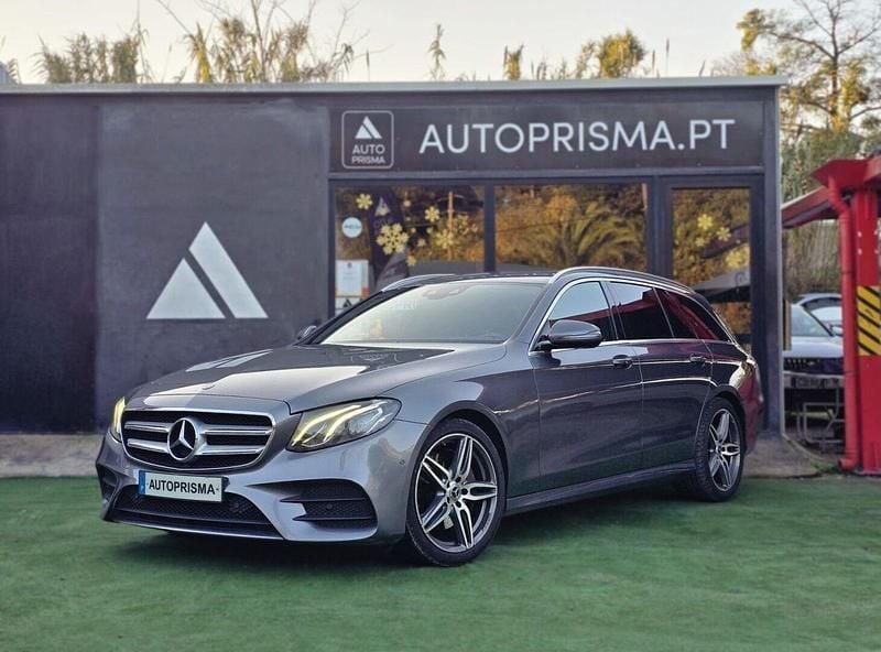 Cinza Usado 2018 Mercedes E220 AMG Carrinha | € 25.990 (Preço justo) - Imagem 1/4