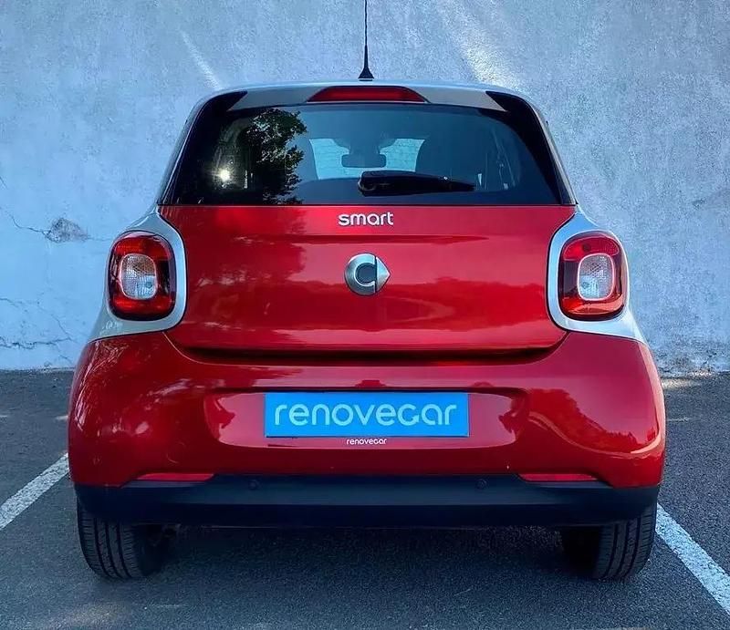 Usado Smart ForFour Prime 71 HP (52 kW) 2016 Vermelho Citadino
