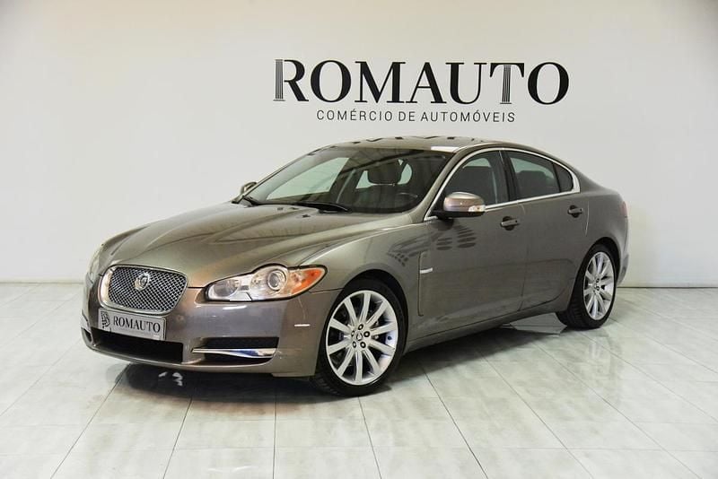 Cinza Usado 2008 Jaguar XF Luxury Sedan | € 13.900 (Preço elevado) - Imagem 1/4