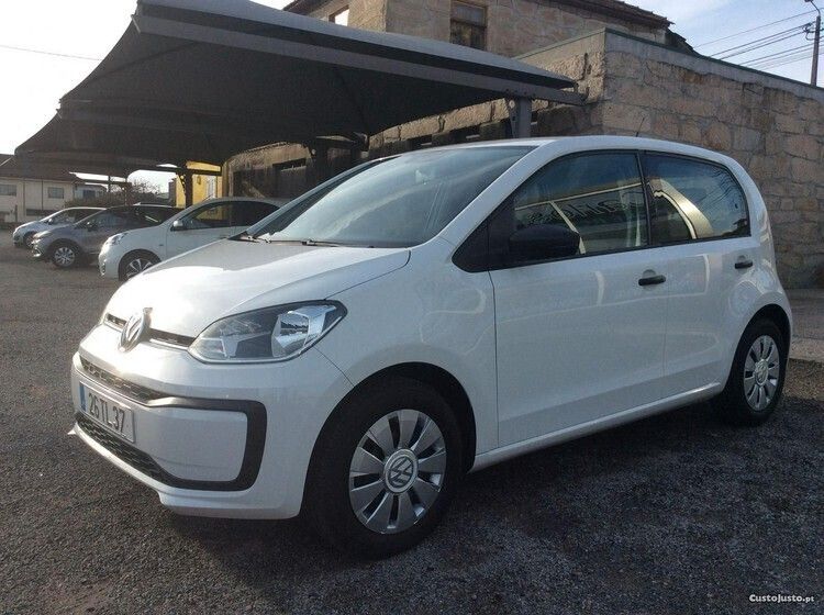 Branco Usado 2017 VW up! take up! Citadino | € 8.890 (Preço justo) - Imagem 1/1