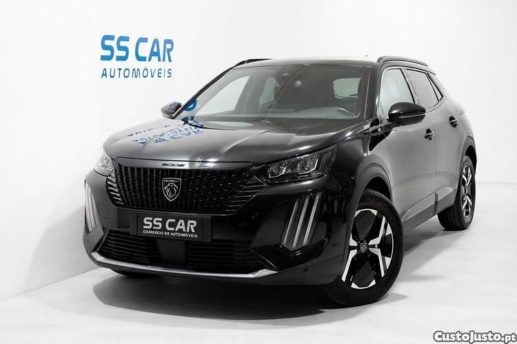 Usado Peugeot e-2008 Allure 100 kW (136 HP) 2024 Preto SUV