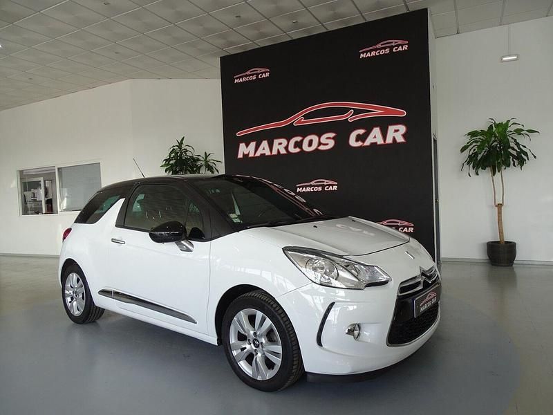 Branco Usado 2015 DS Automobiles DS3 Be Chic Citadino | € 12.400 - Imagem 1/4