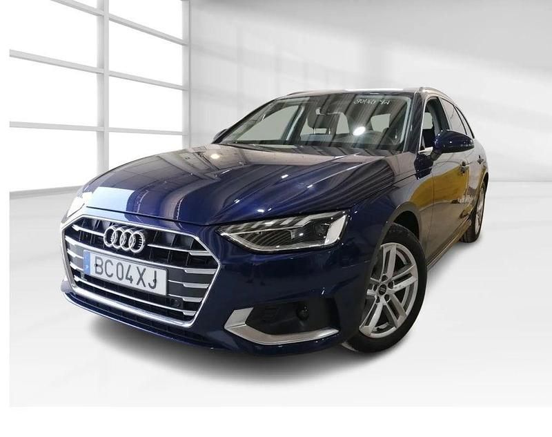 Azul Usado 2023 Audi A4 Advanced Carrinha | € 38.900 - Imagem 1/4
