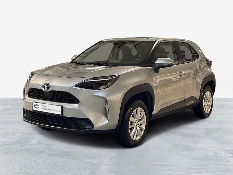 Cinza (pintura metalizada) Usado 2024 Toyota Yaris Comfort Sedan | € 26.750 (Preço justo) - Imagem 1/4