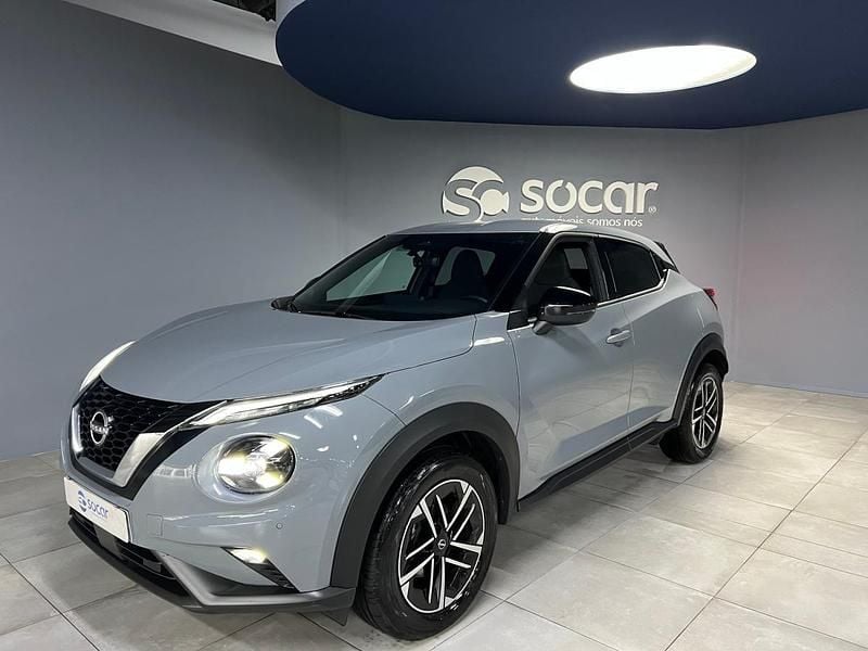 Cinza Usado 2025 Nissan Juke N-Connecta SUV | € 23.500 (Preço justo) - Imagem 1/4