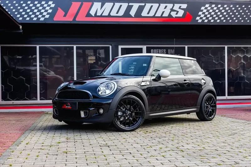 Preto Usado 2011 Mini Cooper SD Citadino | € 12.950 - Imagem 1/4
