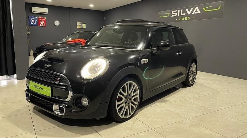 Preto Usado 2017 Mini Cooper Citadino | € 19.990 (Bom preço) - Imagem 1/4