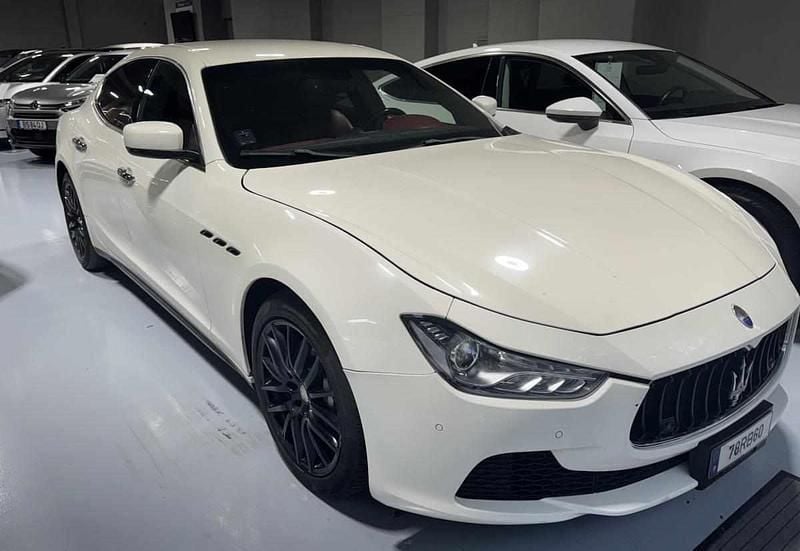 Branco Usado 2014 Maserati Ghibli Coupé | € 39.950 - Imagem 1/1