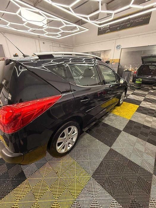 Usado 2008 Peugeot 307 Carrinha | € 6.500 (Caro) - Imagem 1/4