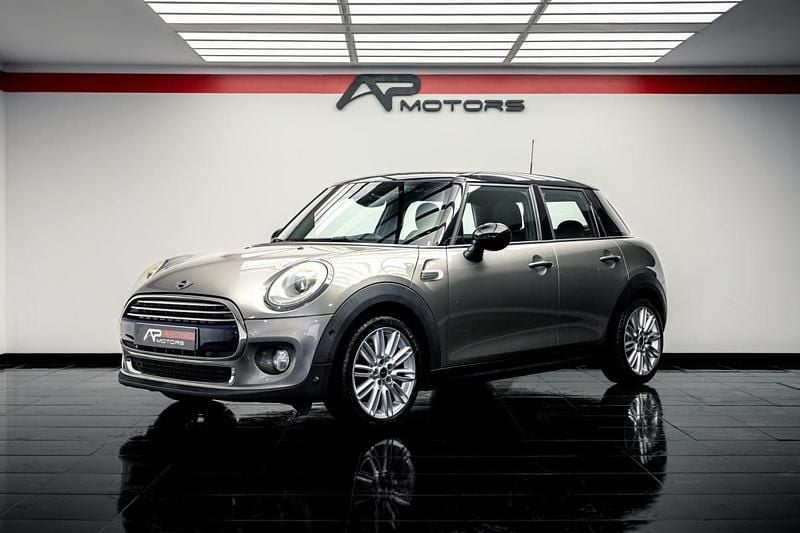 Cinzento Usado 2017 Mini Cooper Citadino | € 18.250 (Bom preço) - Imagem 1/4