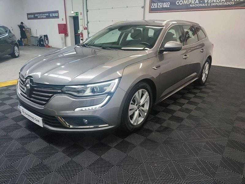 Usado Renault Talisman 120 HP (88 kW) 2019 Cinzento Carrinha